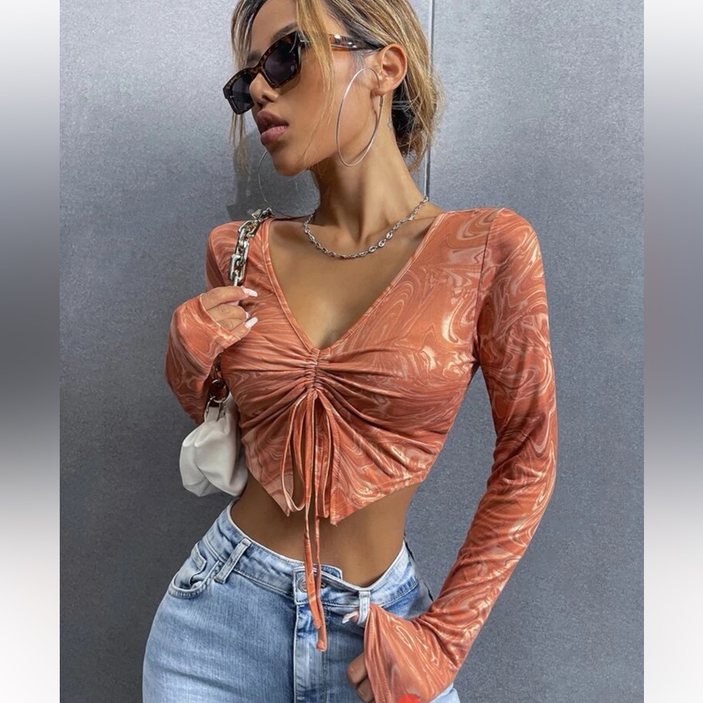 SHEIN Drawstring Hem Crop Top